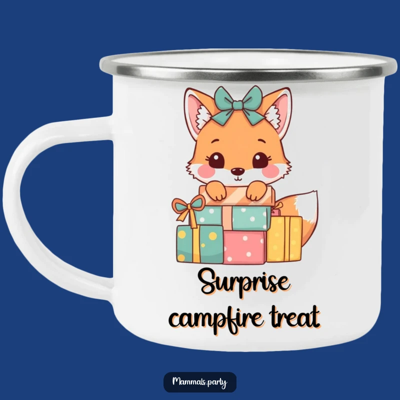 Funny Fox Present Camping Mug: Adventure with Playful Cunning